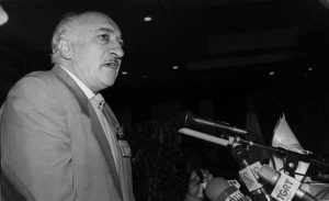fgulen13 20060728 2033804177 aeb