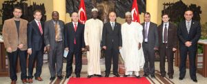 kamerunlu vali ulkesine acilan turk okullari icin turk halkina tesekkur etti a4c