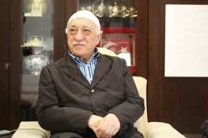 Gulen4 745