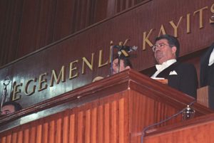 69 turgut ozal